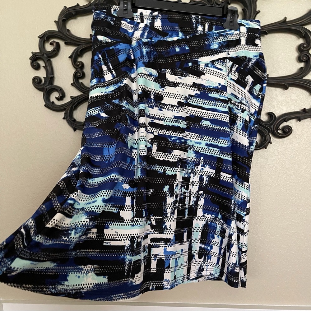ECI Skirt Women M Blue Pull On Abstract Artsy NWT - Picture 3 of 13